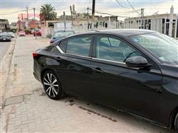 نيسان ألتيما